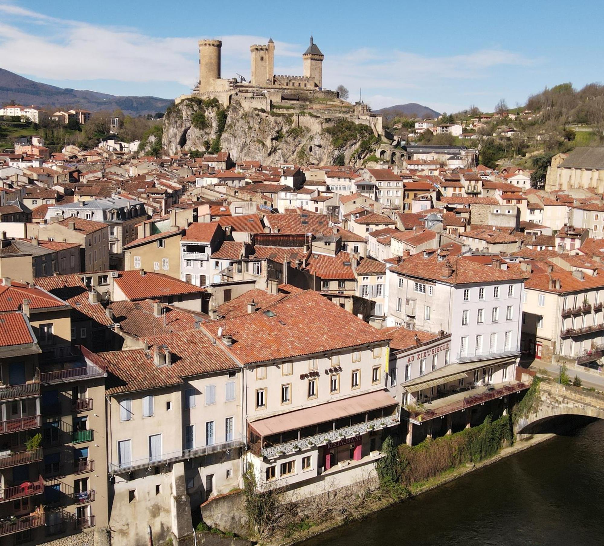 Hotel Le Lons Foix Exteriör bild